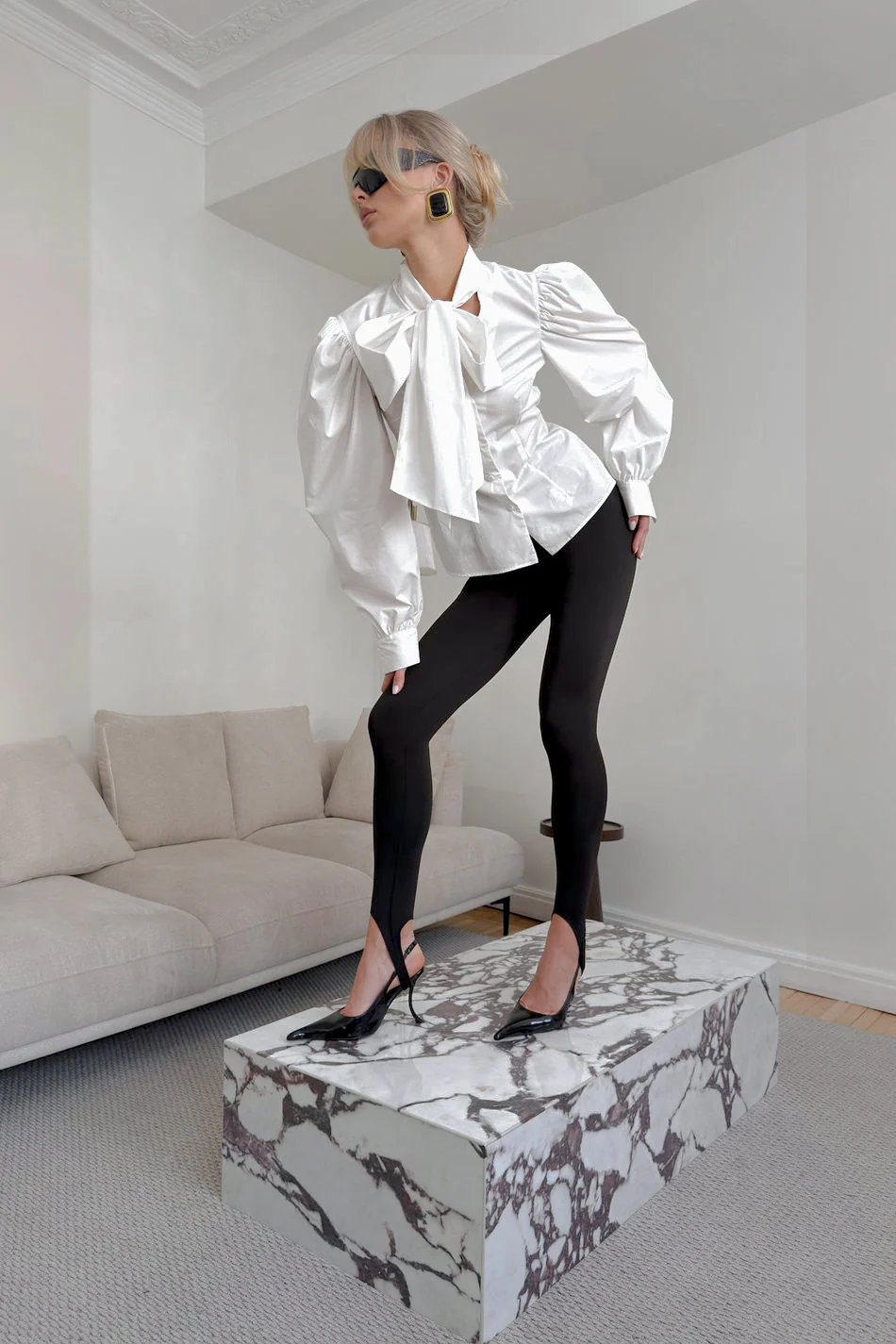 Asymmetrical Layered Collar Puff Sleeve Contrast Frilled Trim Crop Blouse - Image 3