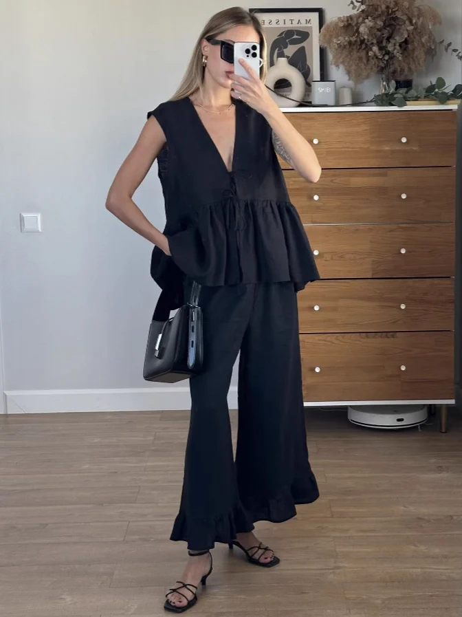 Lace-up Sleeveless Vest and Pants Set